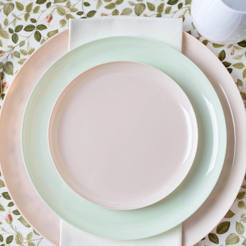 10.6" Round Pink Disposable Plastic Plates (90 Pack) N301467