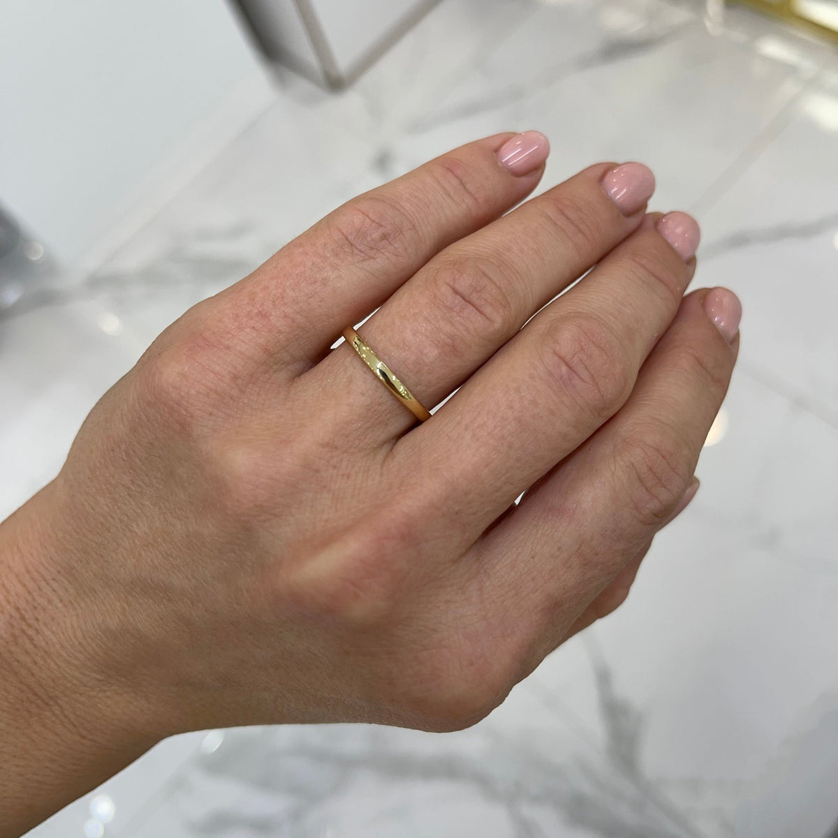18K Yellow Gold Wedding Band Ring N240