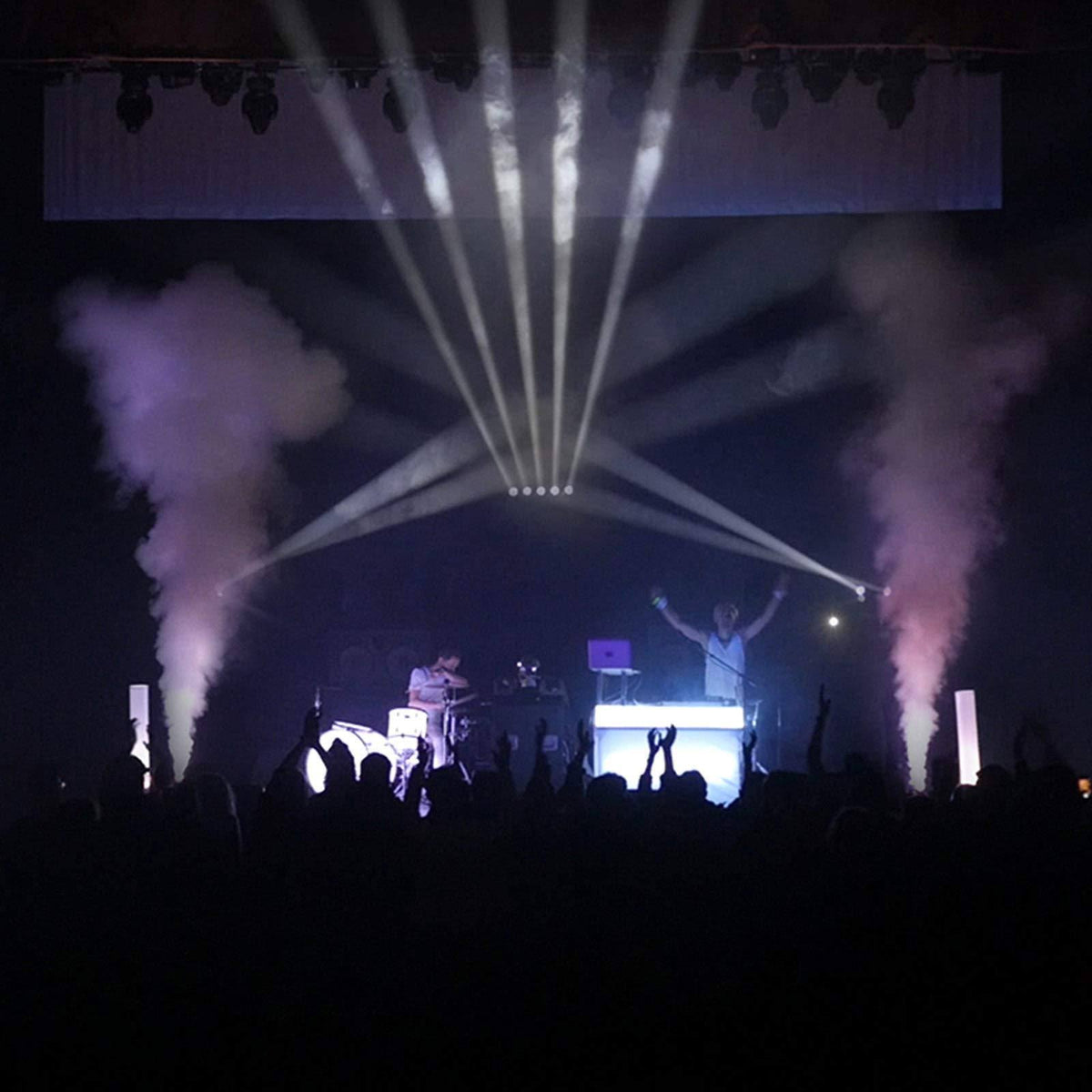 Vertical Fog Machine X478846