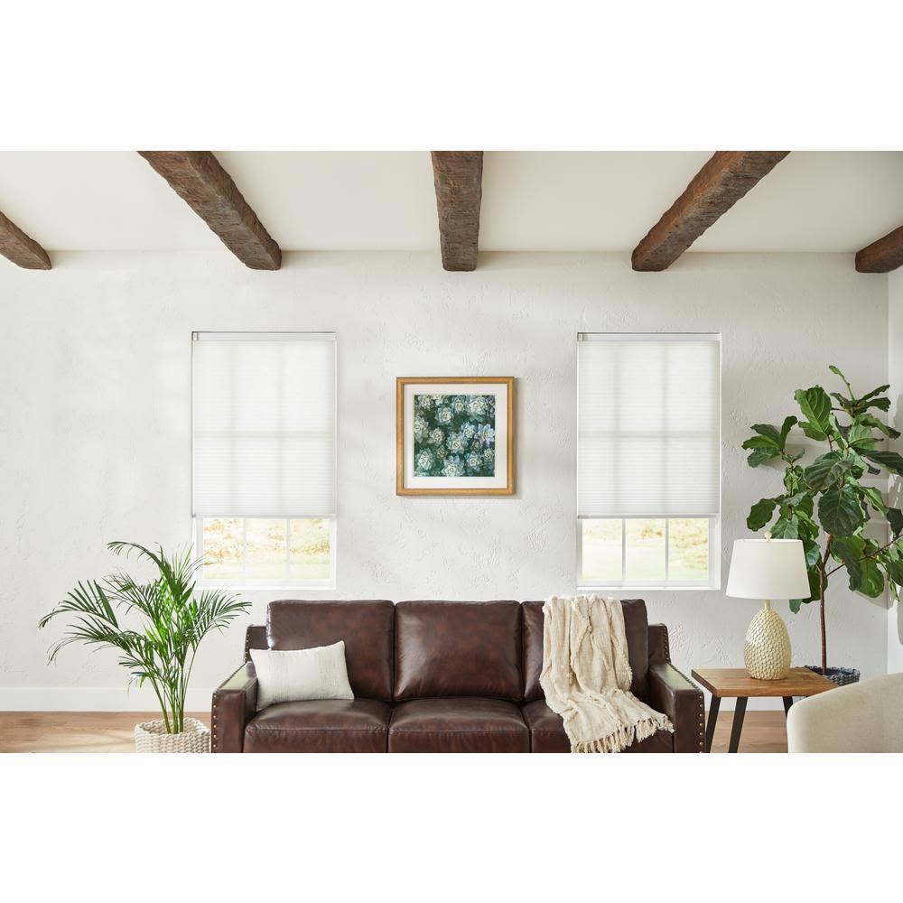 White Cordless Light Filtering Cellular Shade U6061