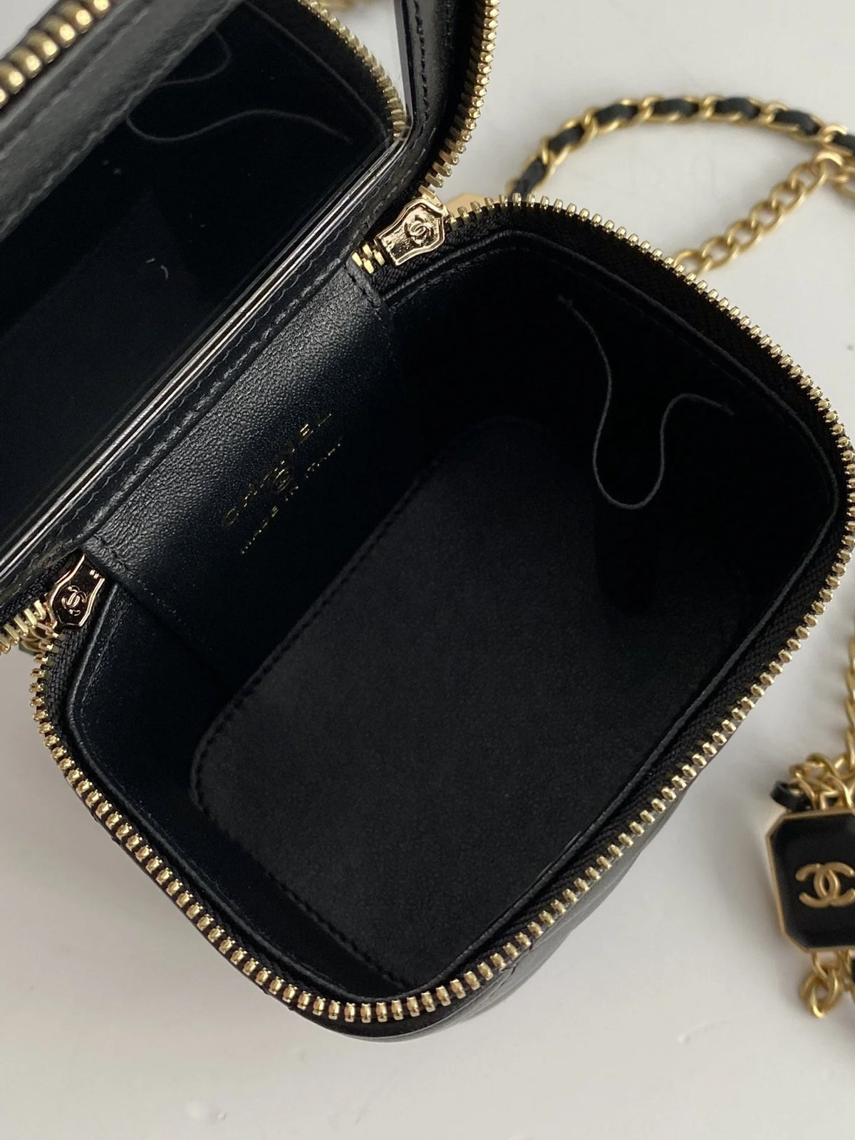 Black Small Vanity Bag 4.3in/11cm L792
