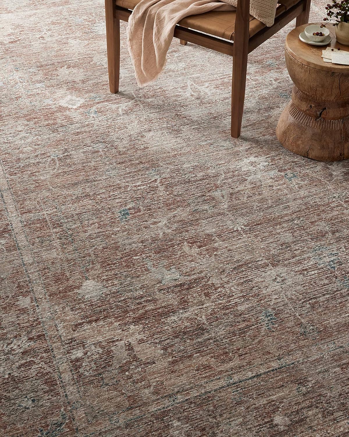 7'10" x 10' Area Rug T729807