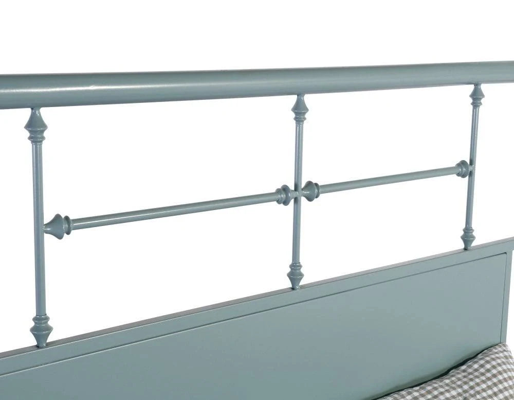 Queen Metal Bed Z550