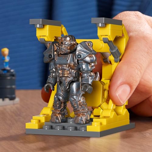 824 Pieces Building Toys with 2 Poseable Characters and Accessories I889980
