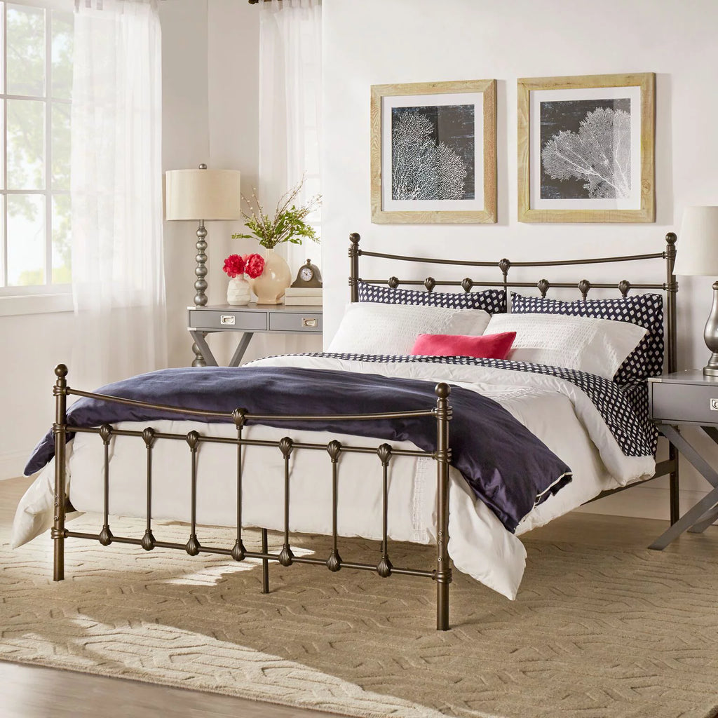 Antique Brown Metal King Bed E7917