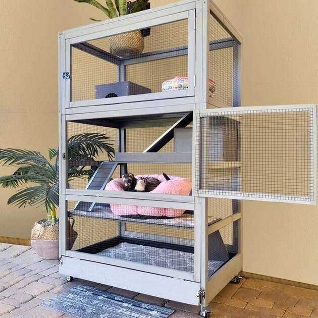 Large Wooden Chinchilla Ferret Cage G231